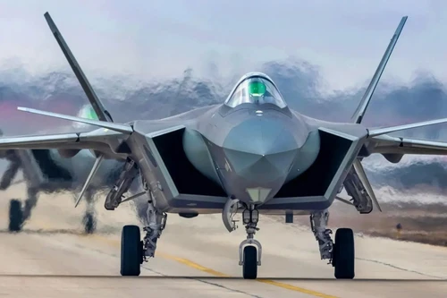 Tốc độ sản xuất tiêm kích tàng hình của Trung Quốc 'nhanh chóng mặt'