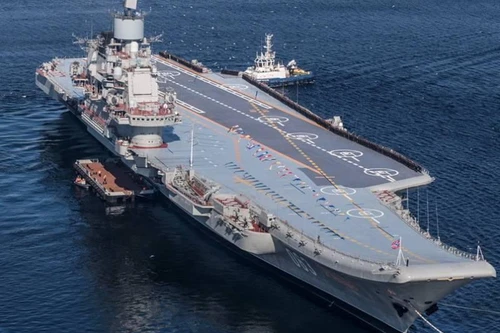 [ẢNH] Tàu sân bay "Đô đốc Kuznetsov" bị coi là con tàu xui xẻo nhất của Hải quân Nga