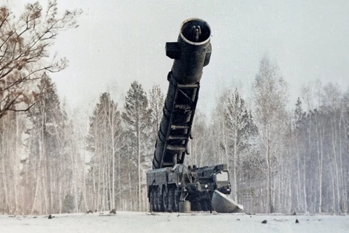 Tình báo Ukraine đã biết những gì về tên lửa siêu thanh Oreshnik Nga?