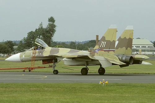 [ẢNH] Su-37 đã tạo ra cuộc cách mạng hàng không quân sự như thế nào?