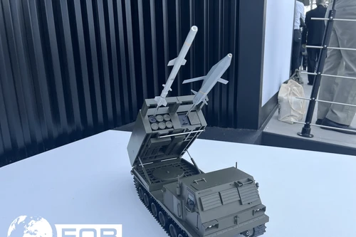 Pháp chuẩn bị thử nghiệm pháo phản lực dẫn đường có tầm bắn tới 450 km