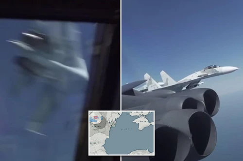 [ẢNH] Su-35S Nga rơi tại Khabarovsk do truy đuổi B-52 Mỹ?