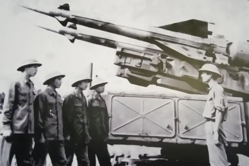 Vì sao tên lửa SA-3 mãi là bí mật của chiến dịch ‘Điện Biên Phủ trên không’?
