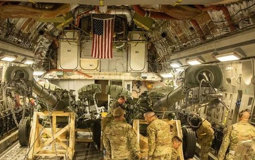 Hàng tỷ USD viện trợ quân sự cho Ukraine không bao giờ rời khỏi Mỹ