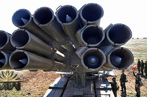Pháo phản lực BM-30 Smerch Nga nhận đạn dẫn đường mới để 'quyết đấu' HIMARS Mỹ