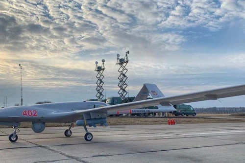 Donbass sẽ dễ dàng bắn hạ máy bay không người lái Bayraktar TB2 của Ukraine?