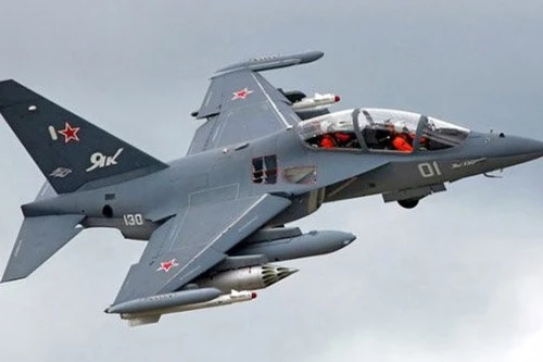 Không quân Nga nhận loạt máy bay huấn luyện Yak-130 giữa tình hình nóng