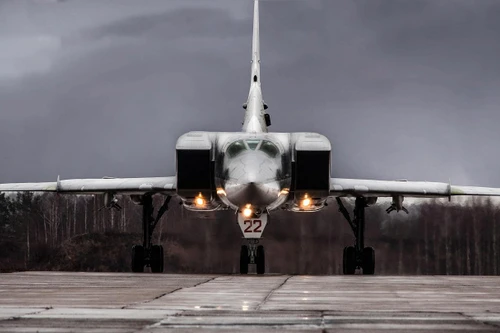 [ẢNH] Hệ thống cứu trợ khẩn cấp bất ngờ khiến 3 phi công Tu-22M3 Nga thiệt mạng