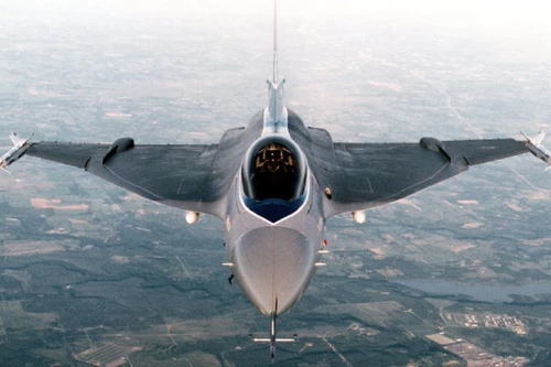 Mỹ tiếc nuối tiêm kích F-16XL khi F-16 Fighting Falcon sắp 'nhận sổ hưu'