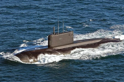 [ẢNH] NATO "giật mình" khi mất dấu tàu ngầm Nga 3 ngày liên tiếp?