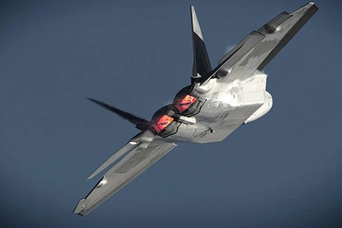 Khi Mỹ tạo ra F-22, Nga đáp trả bằng tiêm kích Flatpack