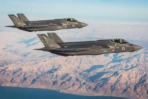 [ẢNH] F-35 Israel tập trung số lượng lớn sát biên giới Syria, chuẩn bị tấn công?