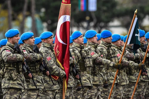 Thổ Nhĩ Kỳ bắt đầu triển khai lực lượng đặc nhiệm tới Kosovo