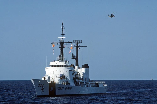 [ẢNH] Mỹ loại biên tàu tuần tra Hamilton cuối cùng, sẵn sàng bàn giao cho đối tác