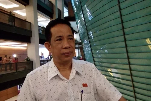 ĐBQH nói về vụ bổ nhiệm con ông Vũ Huy Hoàng: "Là người tự trọng đã xin rút lâu rồi"