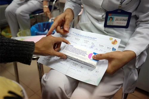 Ngày 9-6, Hà Nội tiếp tục tổ chức đăng ký tiêm vaccine Pentaxim 