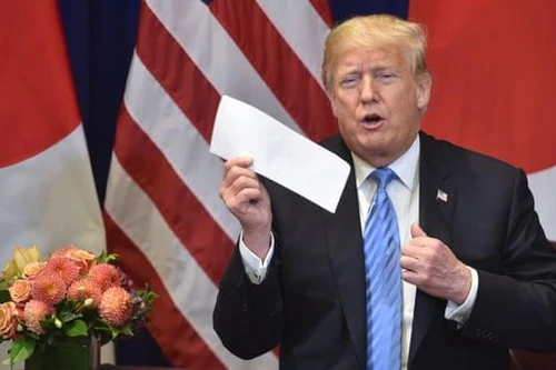 Ông Donald Trump bị thu lại lá thư của Chủ tịch Triều Tiên gửi