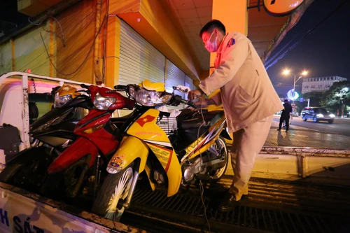 Nghị định Quy định về quản lý, bảo quản tang vật, phương tiện vi phạm hành chính bị tạm giữ, tịch thu và giấy phép, chứng chỉ hành nghề bị tạm giữ theo thủ tục hành chính 