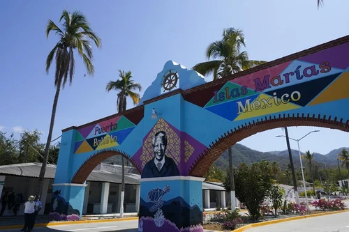 Nhiệm vụ mới của hải quân Mexico: Tổ chức tour du lịch 