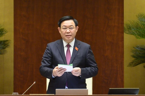 Chủ tịch Quốc hội Vương Đình Huệ: Phát huy hiệu quả trạm thu phí không dừng, bảo đảm lợi ích của Nhà nước, nhân dân, nhà đầu tư