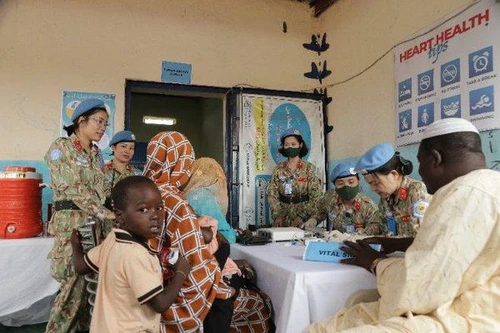 Chiến sĩ mũ nồi xanh Việt Nam lan tỏa hình ảnh “Bộ đội Cụ Hồ” tại Abyei, châu Phi 