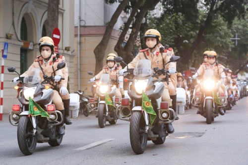 Ra quân đảm bảo an toàn giao thông Tết Nguyên đán 