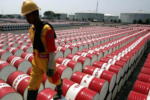 Kinh tế thế giới âu lo với giá dầu 