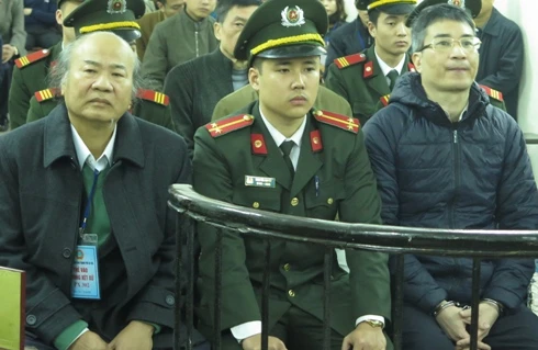 Rời phiên xét xử vụ án Giang Kim Đạt ra ngoài Tết Đinh Dậu 