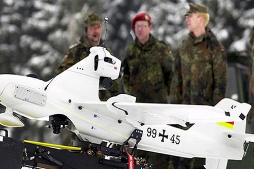 OSCE ngăn chặn UAV và 200 lính dù Đức đến Ukraine