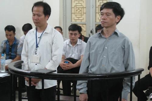 Nữ thẩm phán bức xúc vì cựu trưởng phòng tư pháp bất nhã trước tòa