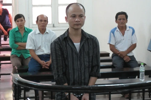 Đâm người hút chết chỉ vì 20.000 đồng tiền cờ bạc