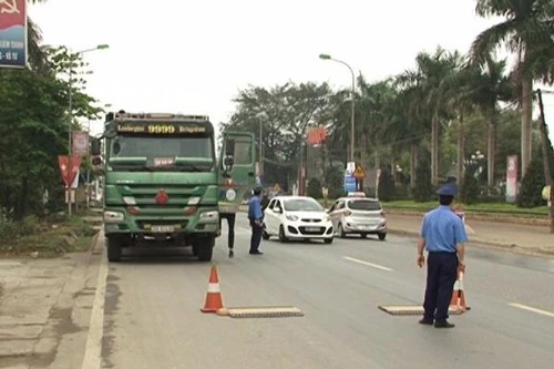 Xử lý trên 11.000 xe quá khổ, quá tải trong quý I-2016