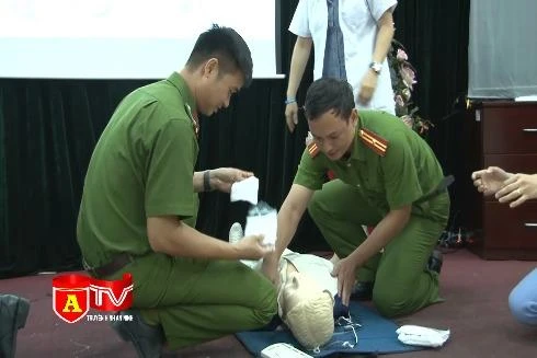Những kỹ năng cơ bản sơ cứu ban đầu trong công tác cứu nạn, cứu hộ