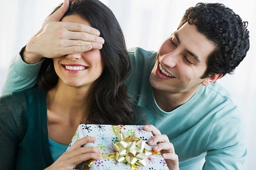 [ẢNH] Mách bạn 15 món quà 8-3 thiết thực dành tặng nàng, tặng mẹ