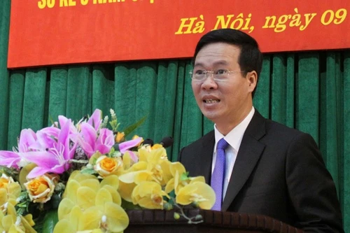 Cán bộ tuyên giáo phải "cầu thị lắng nghe, chân thành tranh luận và tích cực đấu tranh"