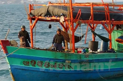 Đại sứ quán Việt Nam bảo hộ ngư dân trên tàu bị bắn ở Thái Lan