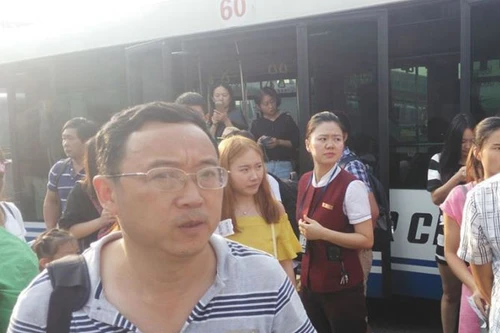 Chậm chuyến 3 giờ, hành khách từ chối lên máy bay