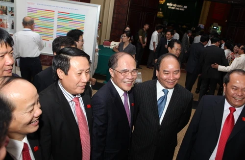 Thắt chặt tài khóa, tiền tệ phải đúng liều lượng