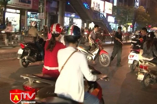 Hà Nội sơ kết tình hình TTATGT sau 9 ngày bảo vệ Tết Giáp Ngọ 2014