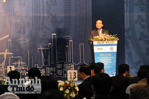 Bí thư Thành ủy Hà Nội Hoàng Trung Hải: Phải ngăn ngừa sách nhiễu, giảm phiền hà cho doanh nghiệp