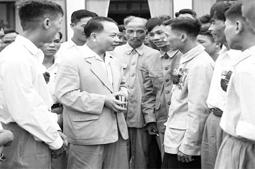 Ra mắt cuốn sách về cố Tổng Bí thư Trường Chinh