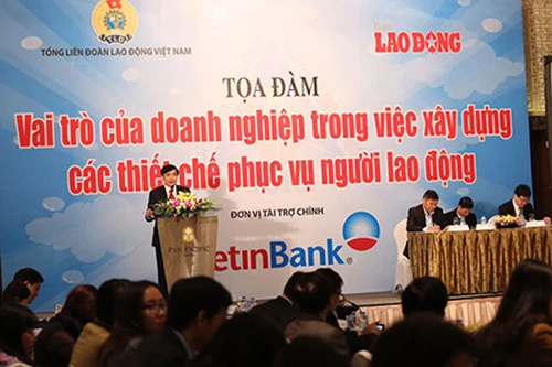 Xây dựng các thiết chế phục vụ người lao động