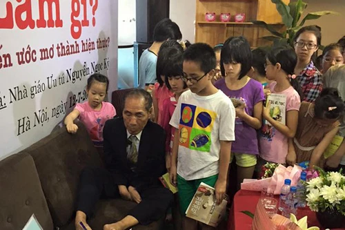 Cuộc đời còn nhiều điều tốt đẹp, đáng yêu, đáng sống