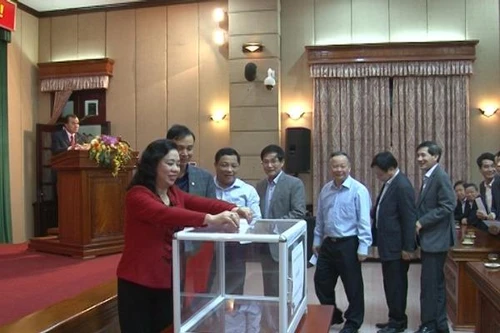 Thành ủy Hà Nội phát động quyên góp ủng hộ Quỹ "Vì Trường Sa thân yêu" 