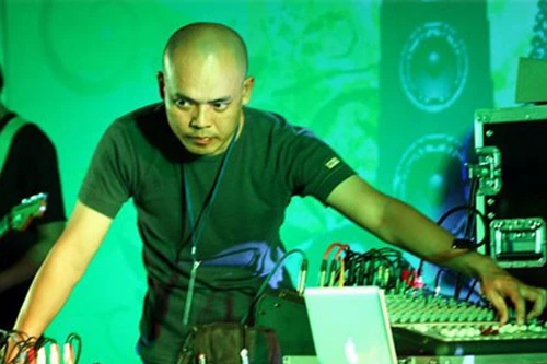 Vũ Nhật Tân cháy cùng “Lễ hội âm nhạc mùa hè”