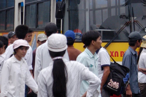 Đón chào ngày mới 24-6-2011