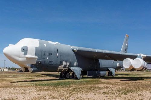 Mỹ đưa siêu pháo đài bay B-52H từ “nghĩa địa” trở lại hoạt động