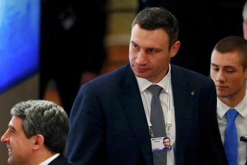 Canada cung cấp viện trợ nhân đạo và huấn luyện binh lính Ukraine