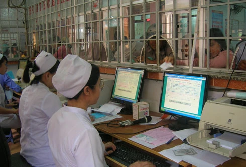 Gia tăng ứng dụng công nghệ tại cơ sở khám chữa bệnh