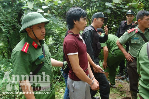 Cuộc đấu trí căng thẳng với tên giết người hoang dã 